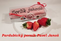 Jahodový dortík od Janošů