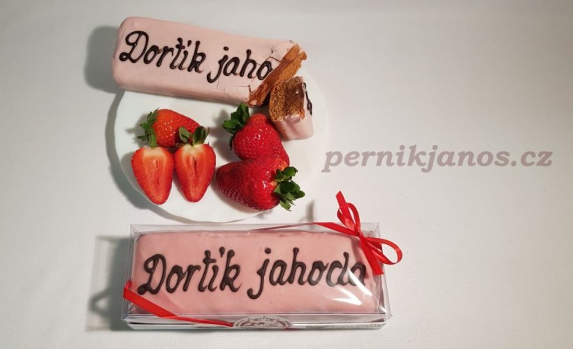 Jahodový dortík od Janošů